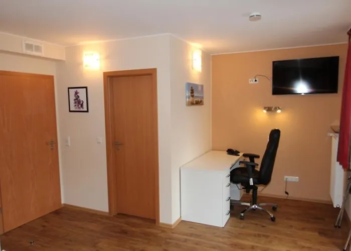 فندق Landgasthof Zur Alten Scheune 2*